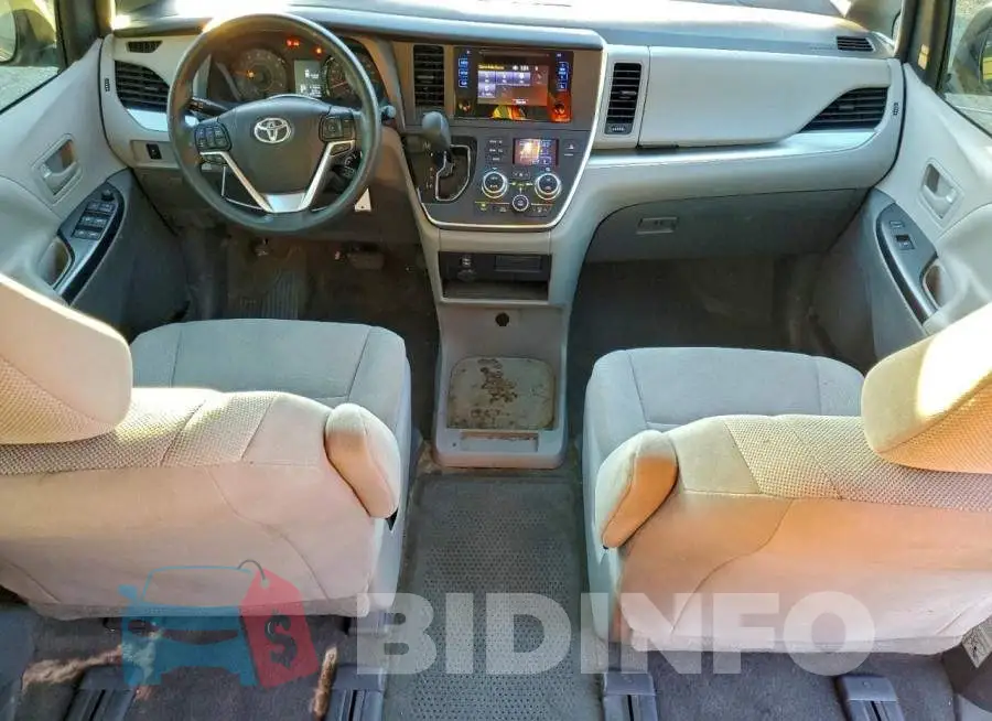 5TDZZ3DC2HS811407 Photo# 8