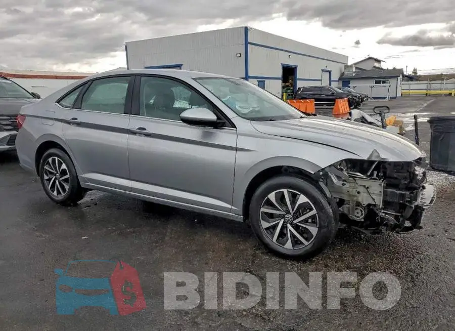 3VW5M7BU2RM070688 Photo# 4