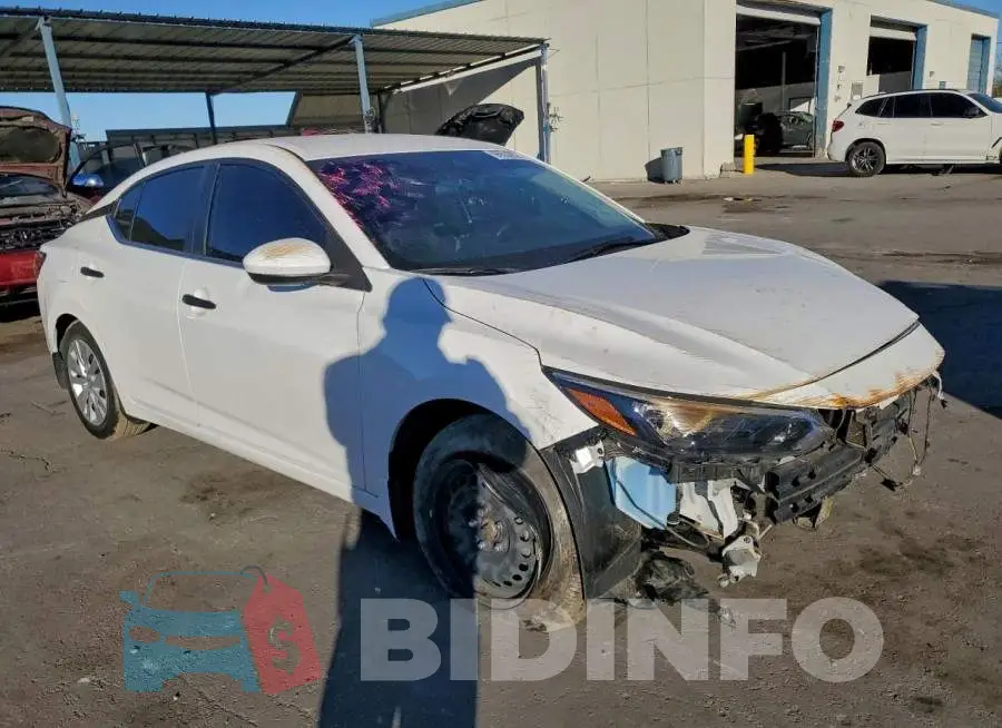 3N1AB8BV4RY311152 Photo# 4
