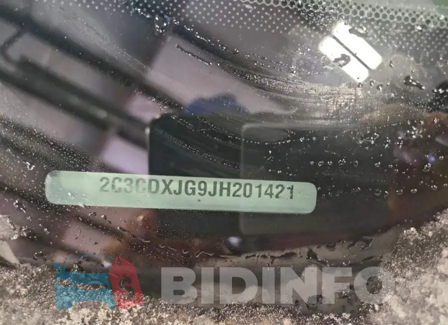 2C3CDXJG9JH201421 Photo# 12