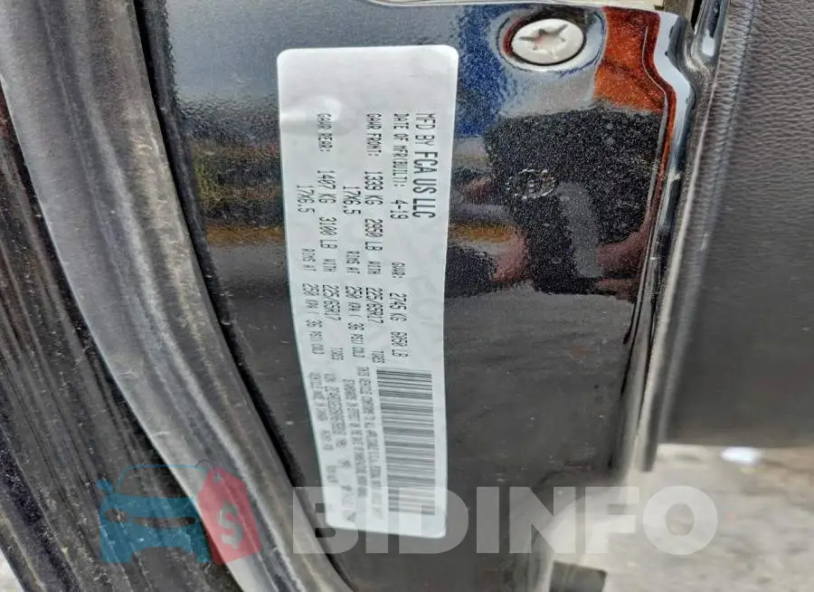 2C4RDGEG5KR676818 Photo# 13
