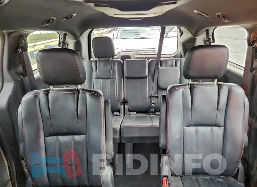 2C4RDGEG5KR676818 Photo# 10