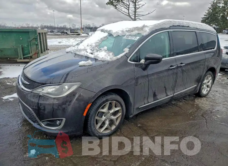 2C4RC1EG4HR782332 Photo# 1