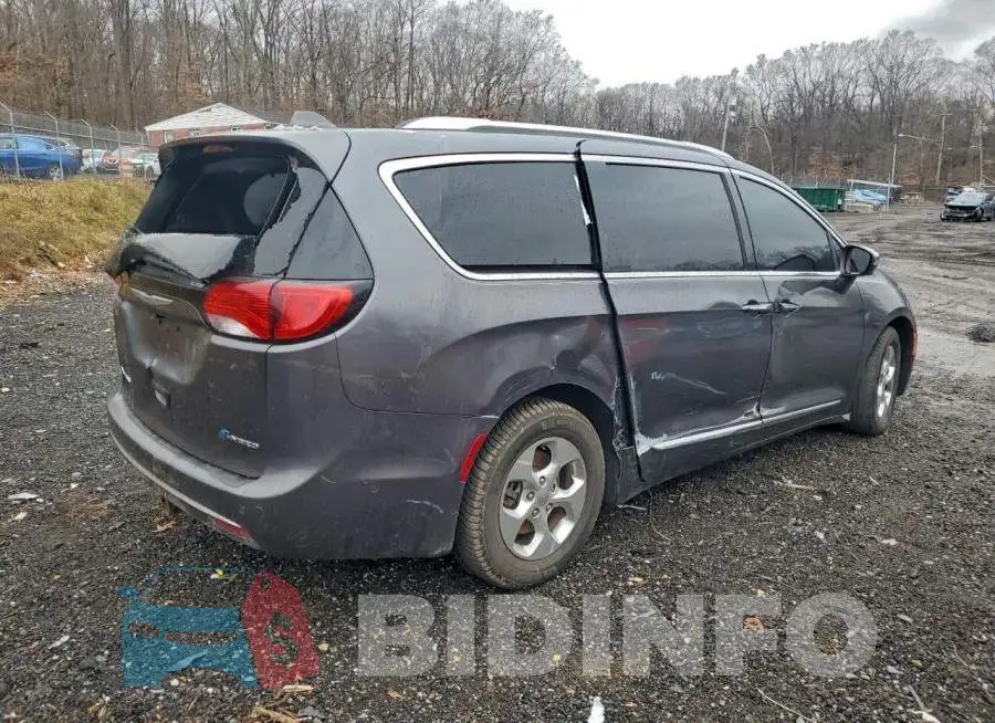 2C4RC1N71JR258433 Photo# 3
