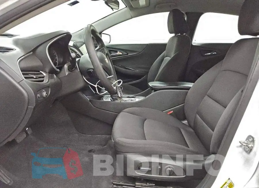 1G1ZD5ST8NF158437 Photo# 7