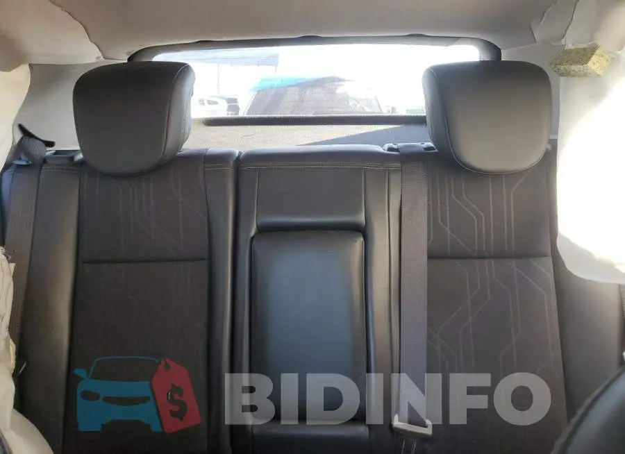 3GNCJPSB4LL148412 Photo# 10