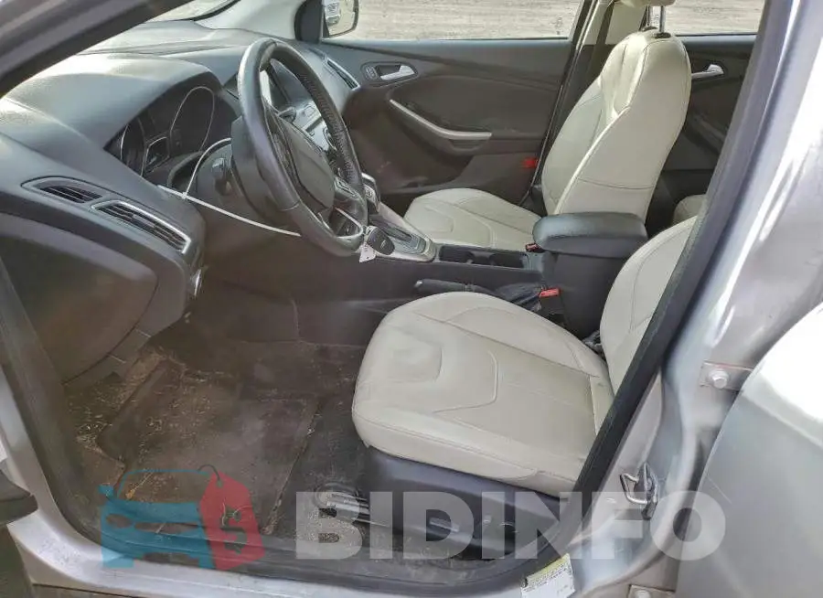1FADP3N2XHL287694 Photo# 7