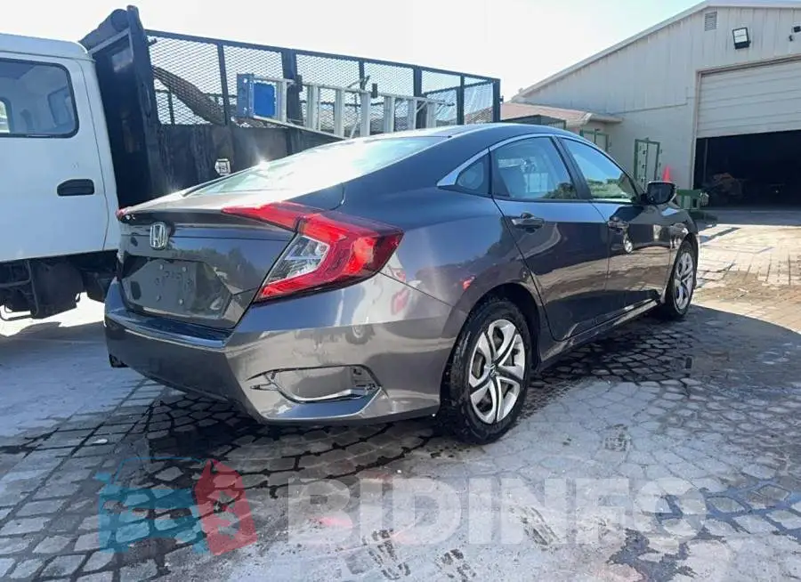 2HGFC2F52HH550521 Photo# 4