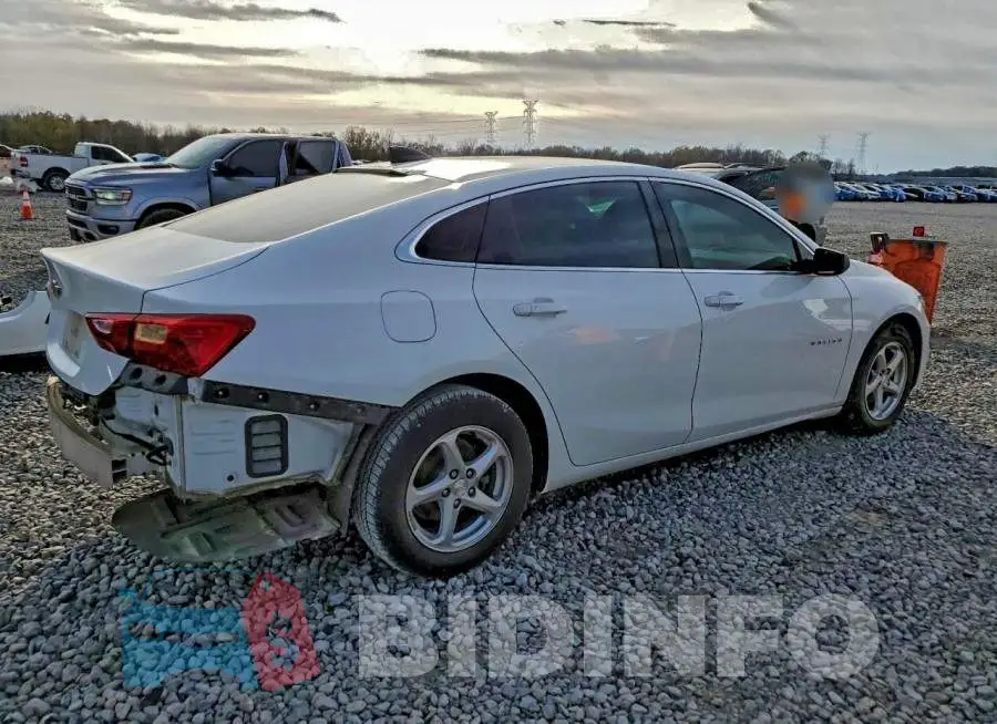 1G1ZB5ST0HF227292 Photo# 3