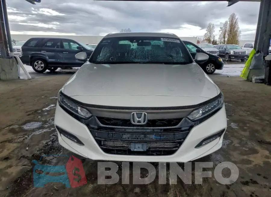 1HGCV1F33LA134247 Photo# 5