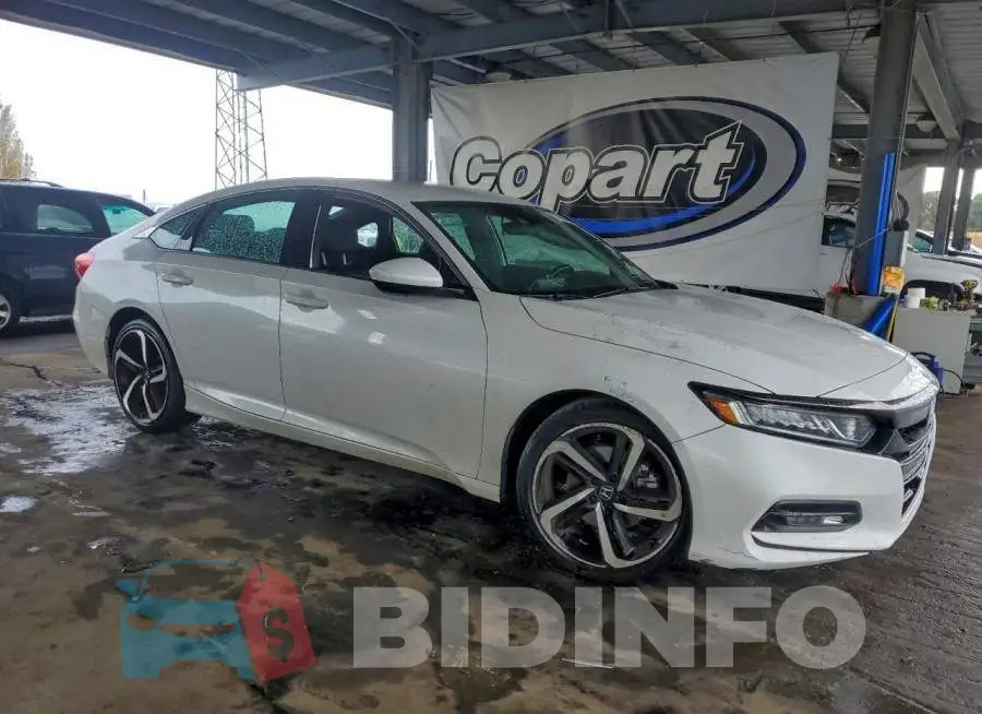 1HGCV1F33LA134247 Photo# 4