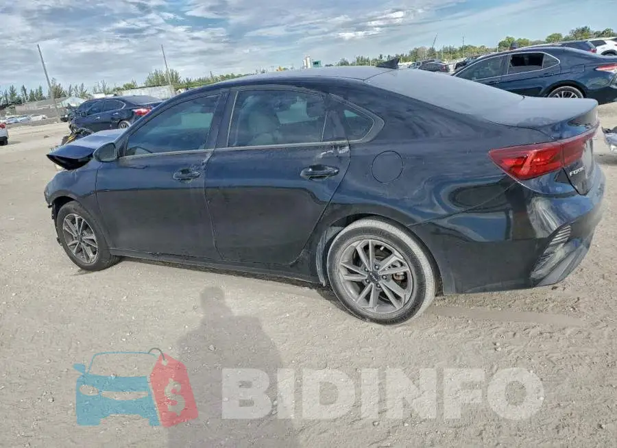 3KPF24AD1PE659834 Photo# 2