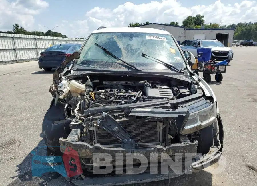 3VV2B7AX8LM077242 Photo# 5
