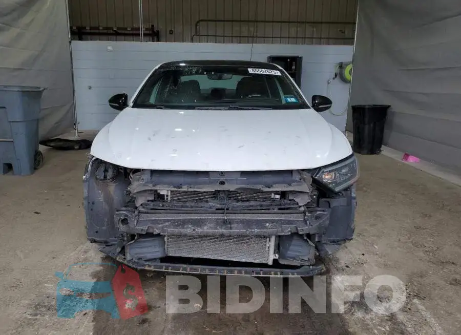 3VW5T7BU8KM152045 Photo# 5