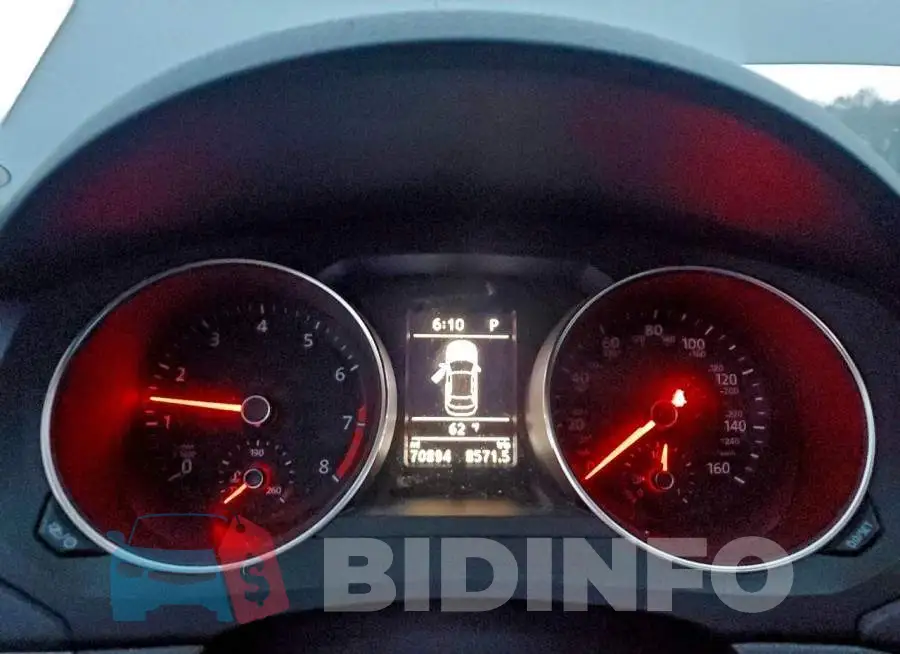 3VWDB7AJ9HM280938 Photo# 9