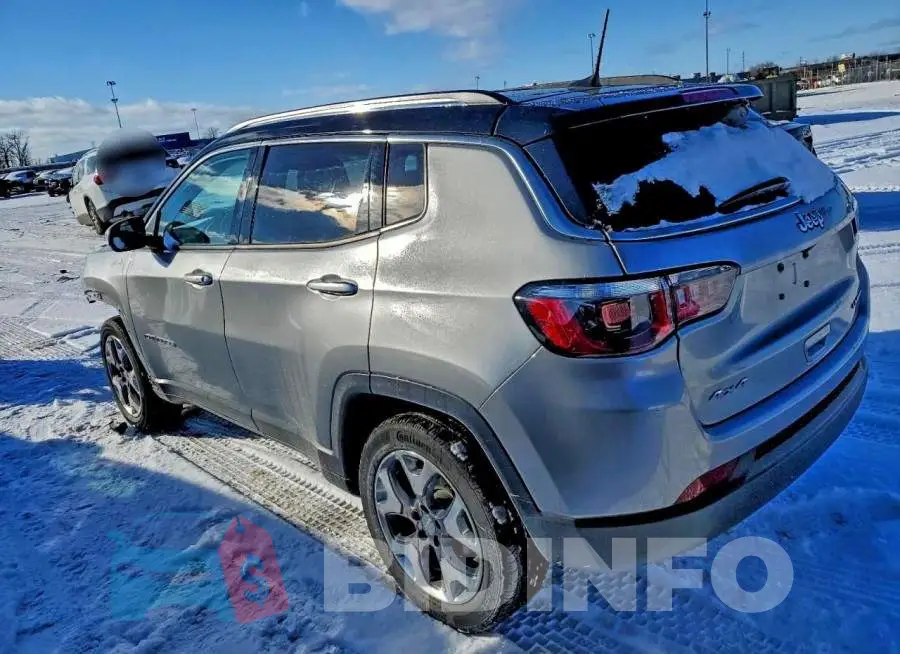 3C4NJDCB3LT160274 Photo# 2