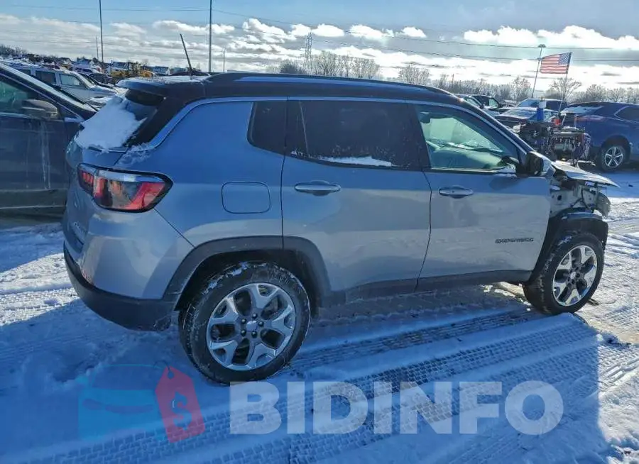 3C4NJDCB3LT160274 Photo# 3