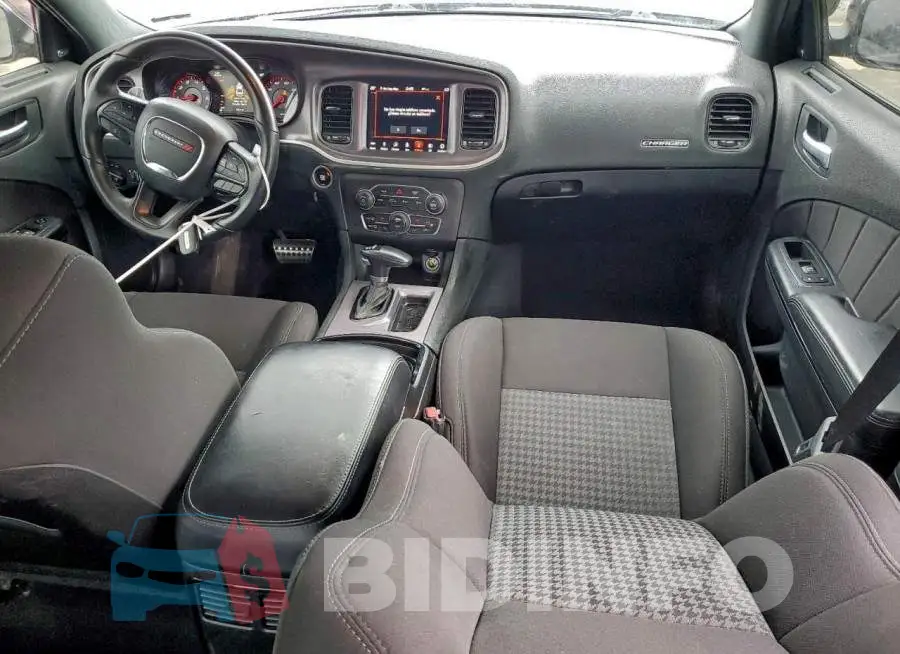 2C3CDXHG8KH593430 Photo# 8