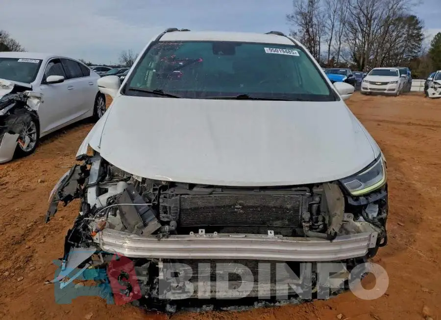 2C4RC1L71MR602835 Photo# 5