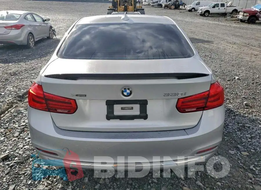 WBA8D9C58HK678219 Photo# 6