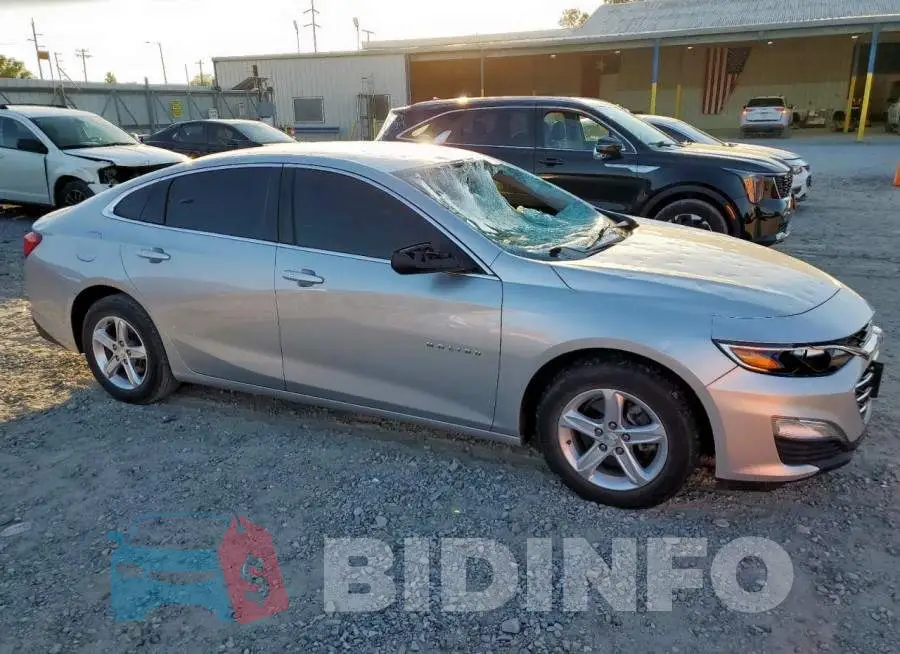 1G1ZC5ST1KF181069 Photo# 4