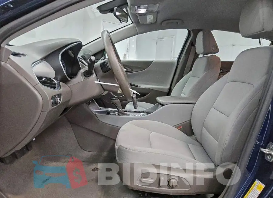 1G1ZD5ST3LF142742 Photo# 7
