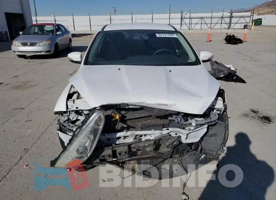 1FADP3FE5HL223538 Photo# 5