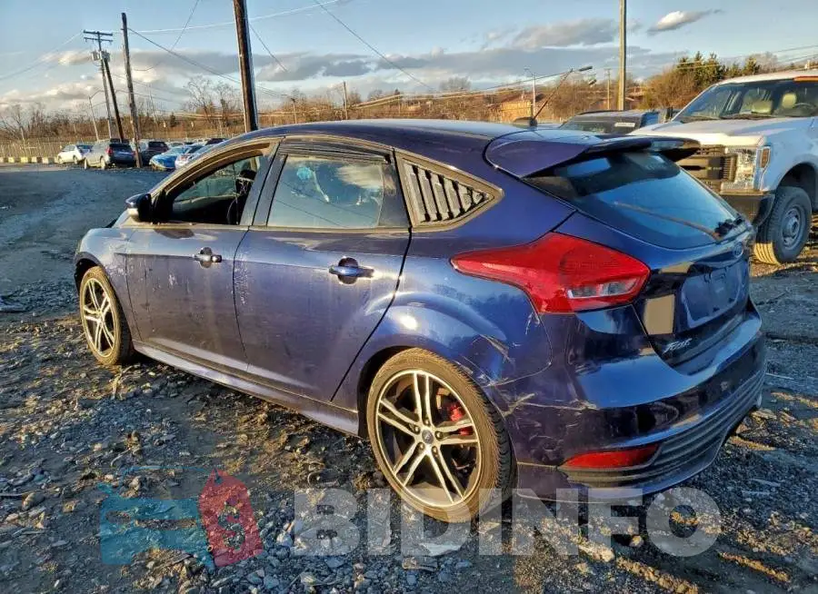 1FADP3L94HL339028 Photo# 2