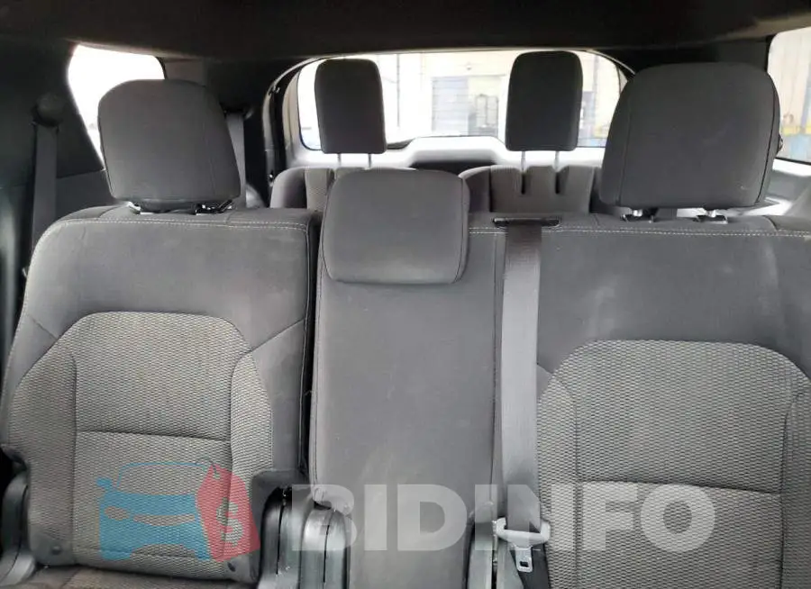 1FM5K8D89KGB26135 Photo# 10