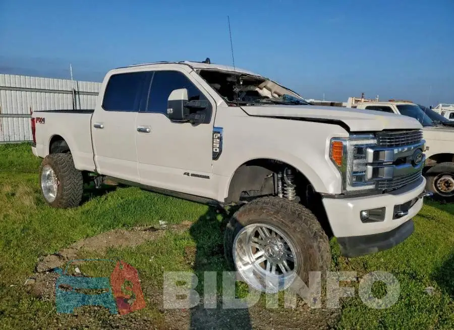 1FT7W2BT9KEC58572 Photo# 4