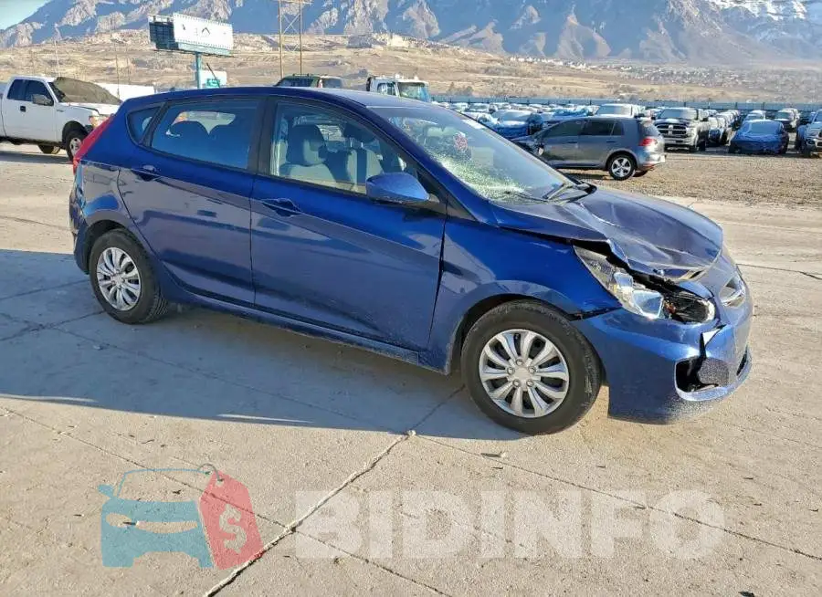 KMHCT5AE3HU325463 Photo# 4