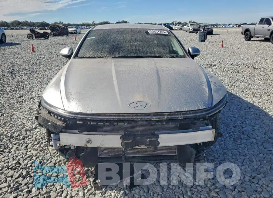 KMHL64JA8RA397731 Photo# 5