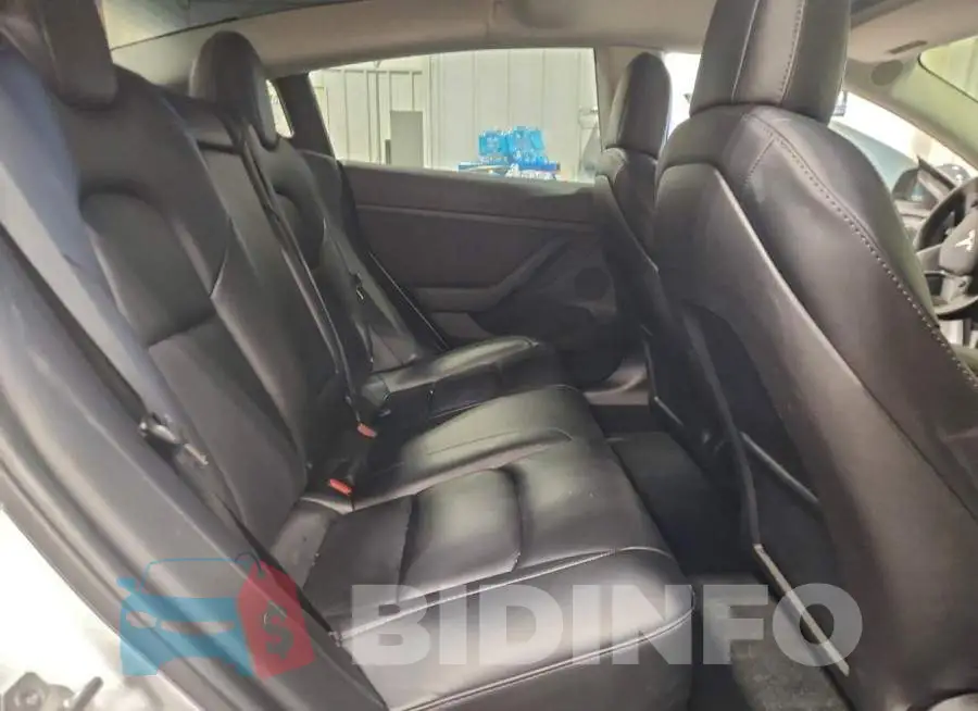 5YJ3E1EB6NF130713 Photo# 10
