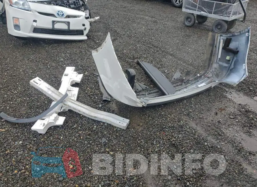 JTJHGKFA2N2023217 Photo# 13