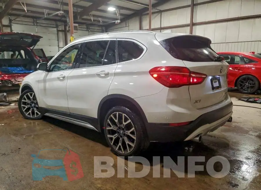 WBXJG7C07M5S75056 Photo# 2