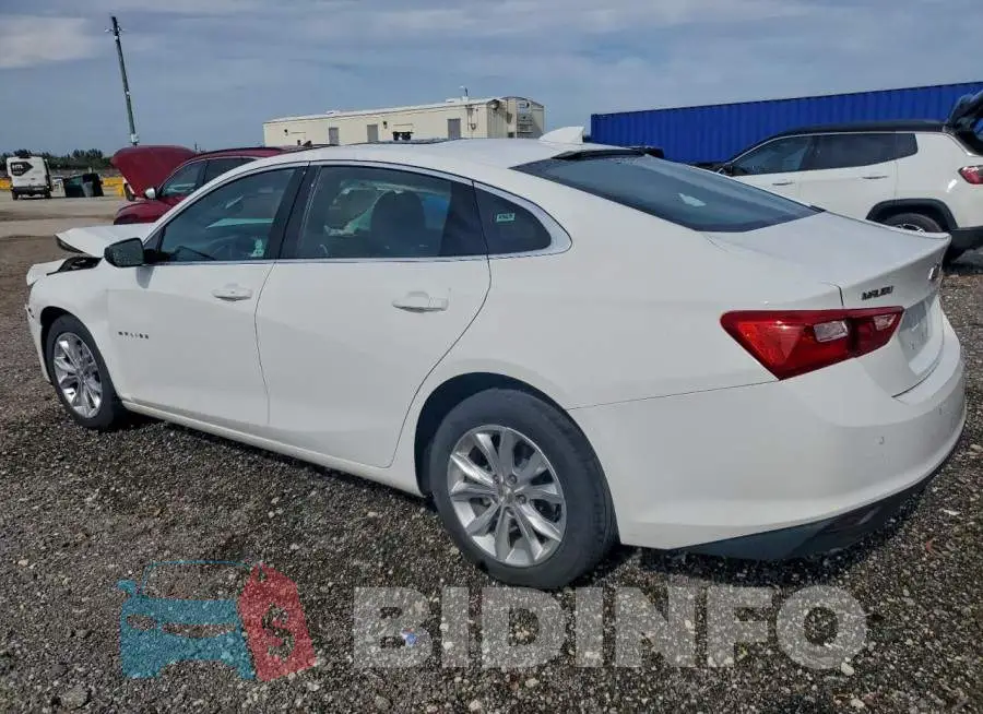 1G1ZD5ST5RF167067 Photo# 2