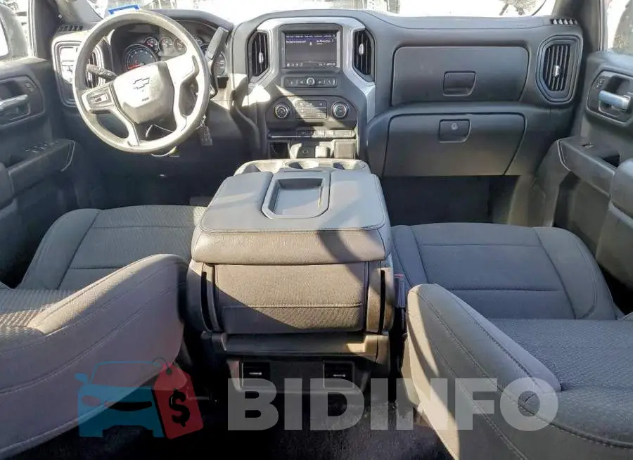 1GCPWBEF8LZ177143 Photo# 8