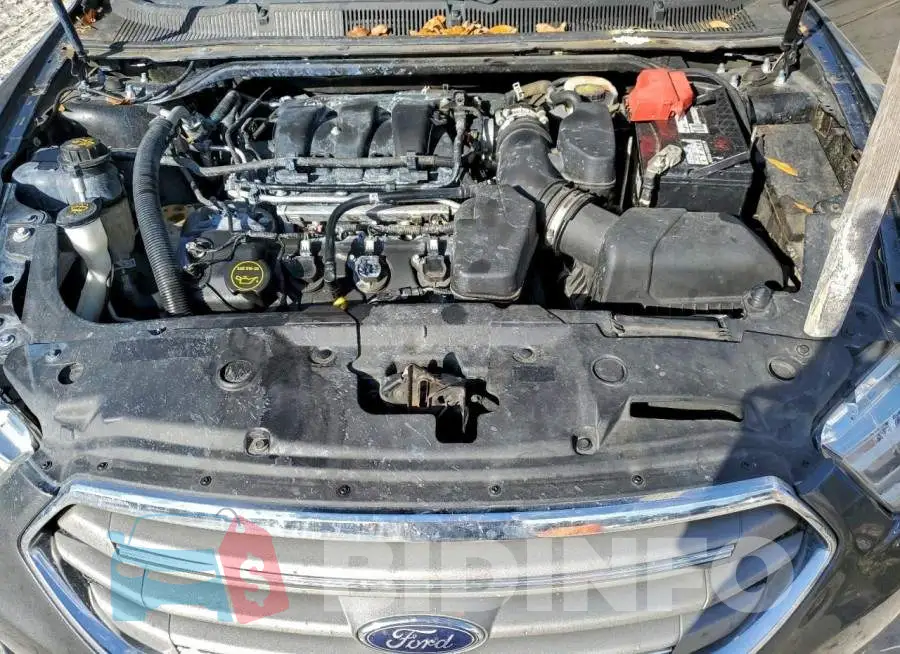 1FAHP2E86JG113300 Photo# 11