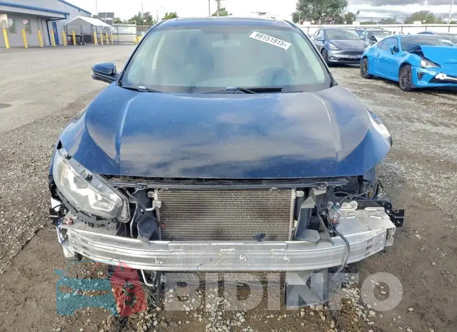 19XFC2F77HE216710 Photo# 5