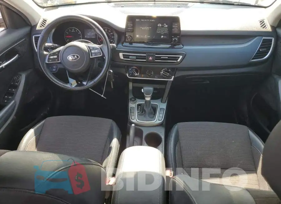 KNDEU2AA3M7117324 Photo# 8