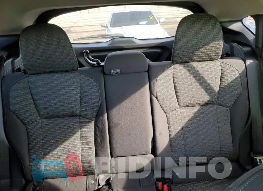 JF2GUADC8R8371887 Photo# 10