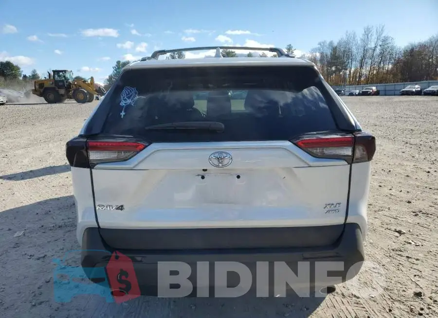 2T3A1RFV6RW427734 Photo# 6