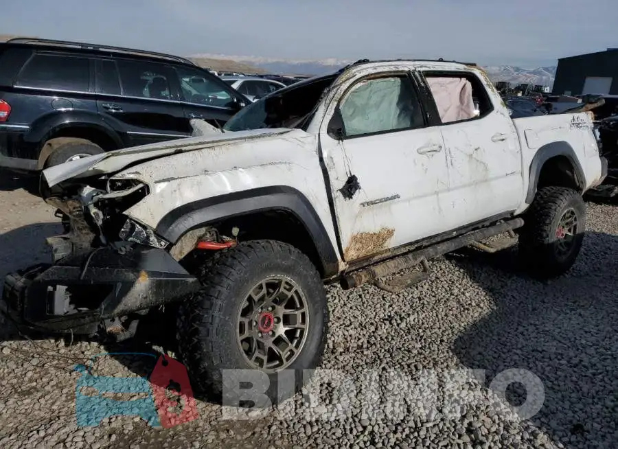 3TMCZ5AN7HM058982 Photo# 1