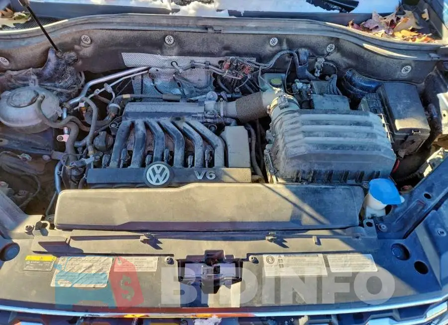 1V2MR2CA6KC614364 Photo# 12
