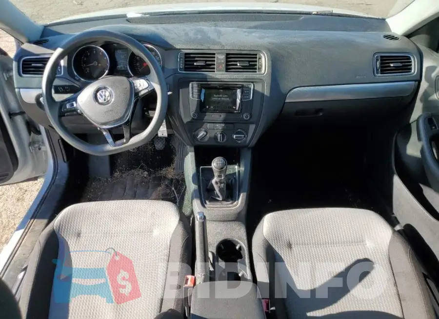 3VW167AJ8HM333717 Photo# 8