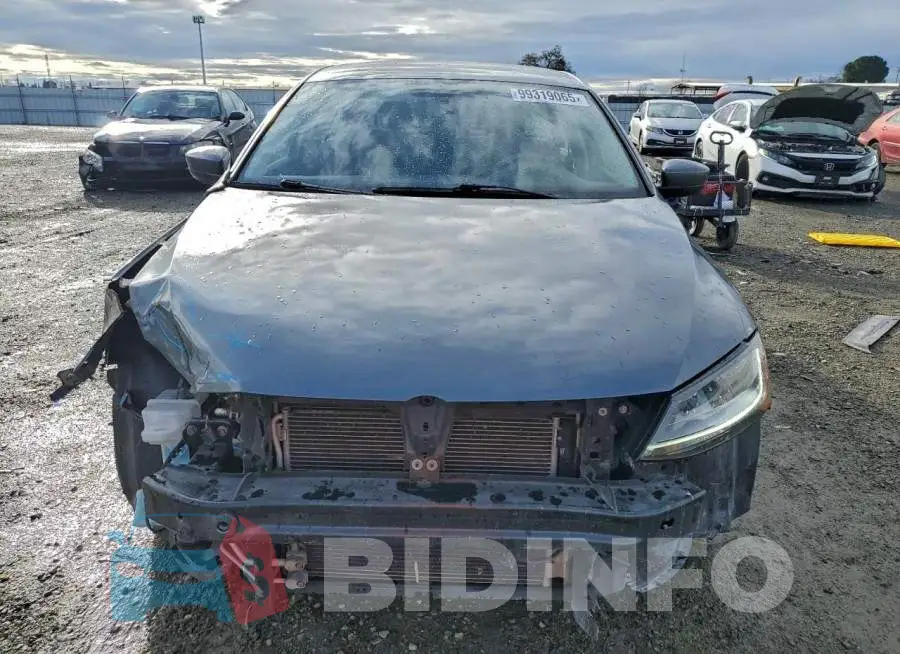 3VW2B7AJ8HM384408 Photo# 5
