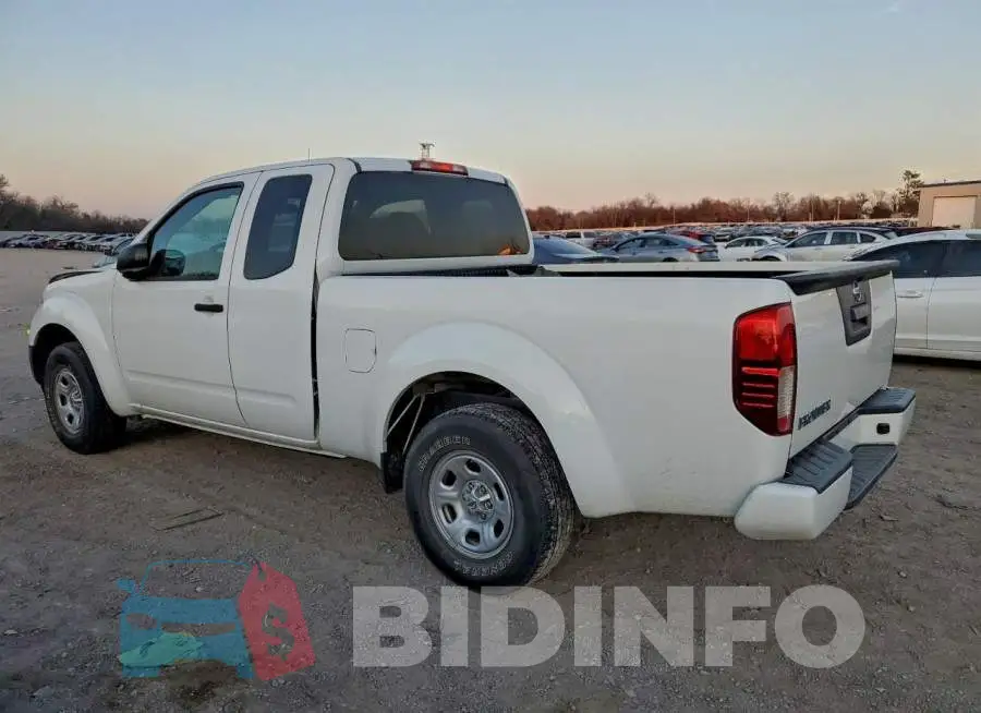 1N6BD0CT4JN770285 Photo# 2