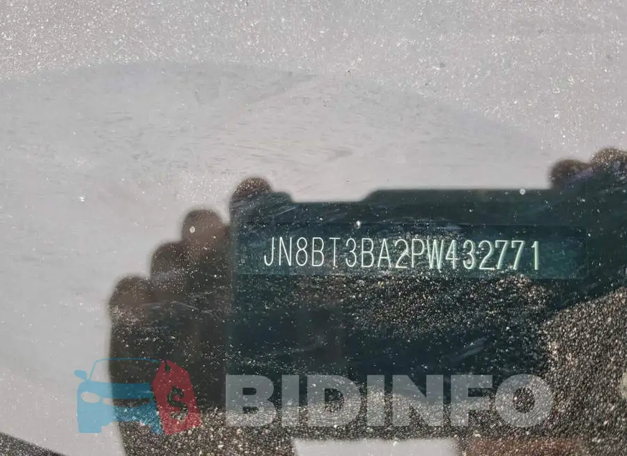 JN8BT3BA2PW432771 Photo# 12