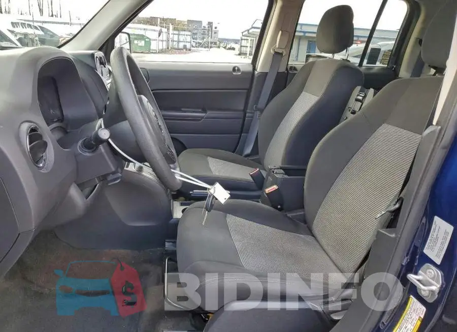 1C4NJPBB2HD158225 Photo# 7
