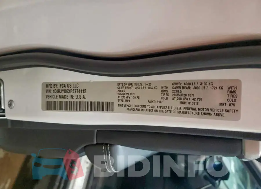 1C4RJYB6XP8774112 Photo# 13